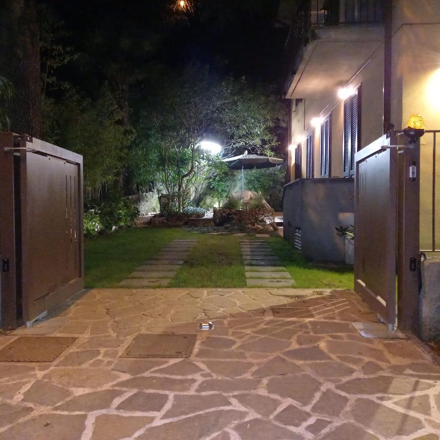 I Tre Oleandri Βαρένα Εξωτερικό φωτογραφία